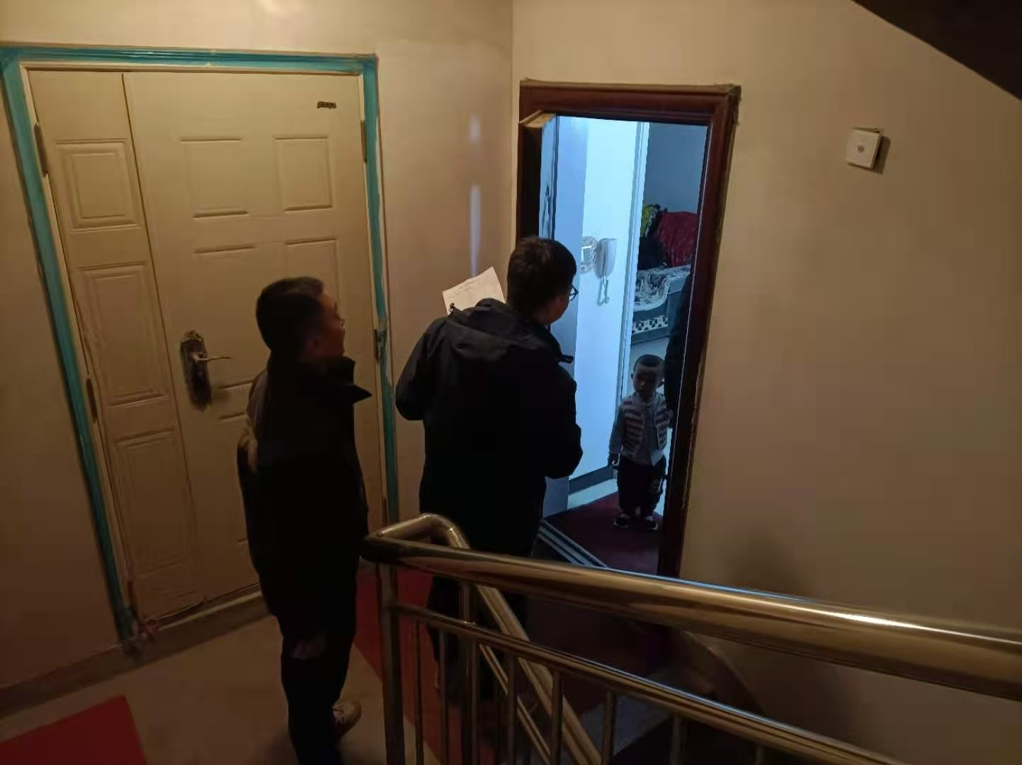 泓源能源供应公司扎实开展“大回访”活动全力保障热用户温暖过冬(图2) 泓源能源供应公司扎实开展“大回访”活动全力保障热用户温暖过冬(图2)