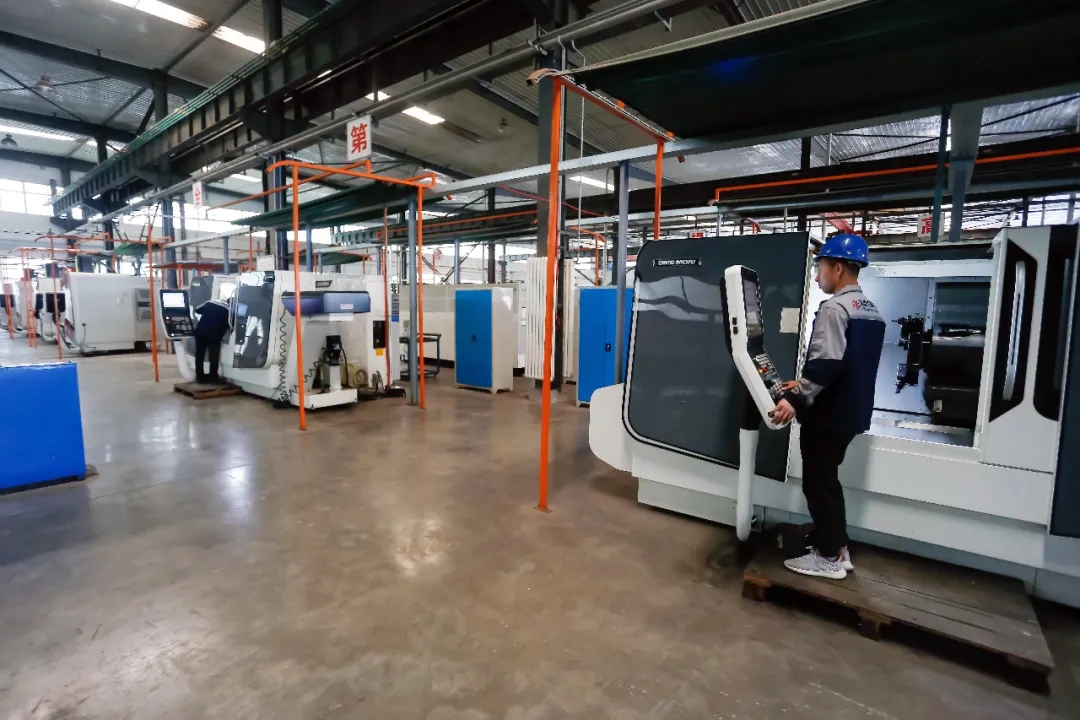 重整行装再出发——爱体育召开改革重组动员会议(图10)