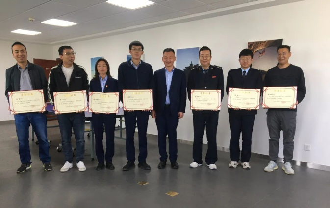 爱体育团委举办“庆五一、迎五四”球类联谊比赛(图3) 爱体育团委举办“庆五一、迎五四”球类联谊比赛(图3)