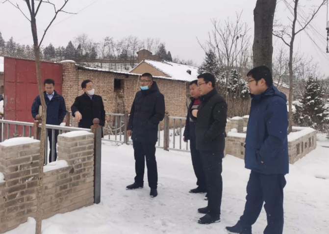 筑起安全墙 照亮乡村路——爱体育鼎力支持包抓共建村社文明创建工作(图6) 筑起安全墙 照亮乡村路——爱体育鼎力支持包抓共建村社文明创建工作(图6)