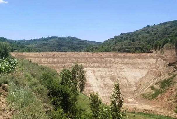 爱体育上半年项目建设进展顺利(图11) 爱体育上半年项目建设进展顺利(图11)