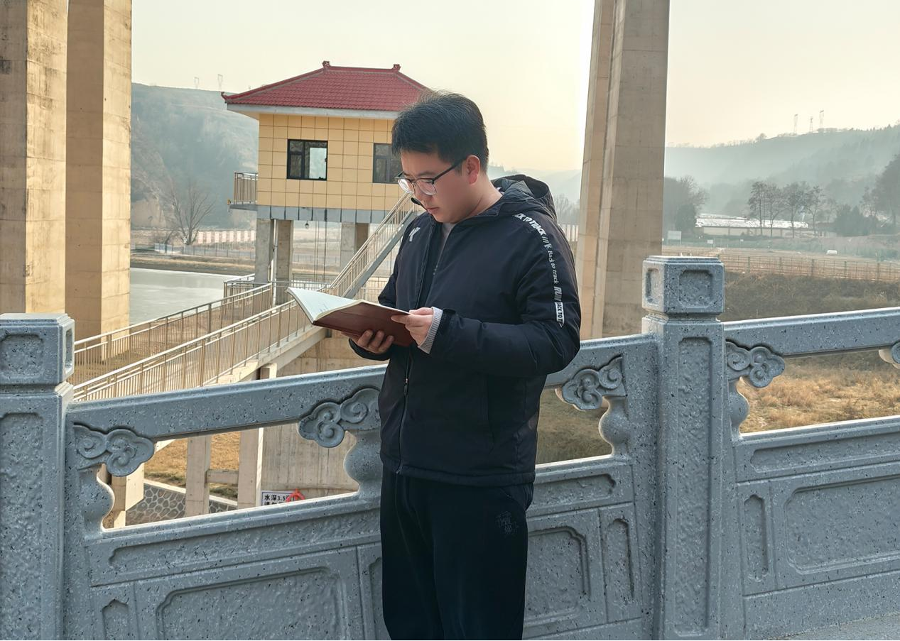 中共爱体育委员会关于对2024年度“产投榜样”进行公示的公告(图2) 中共爱体育委员会关于对2024年度“产投榜样”进行公示的公告(图2)